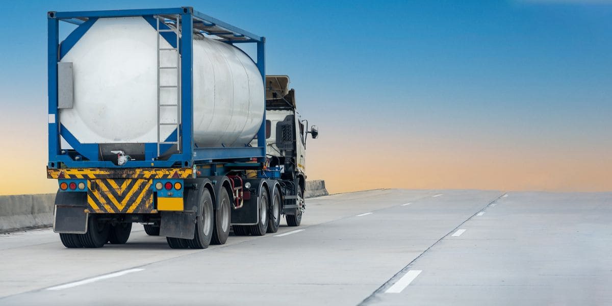 Importador y exportador de productos petrolíficos en Leon, Spain, El Bierzo.